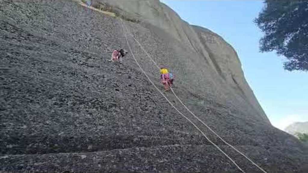 people climbing St George Mandilaras in Kastraki