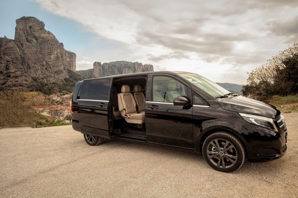 Private Transfer Between Lamia And Meteora