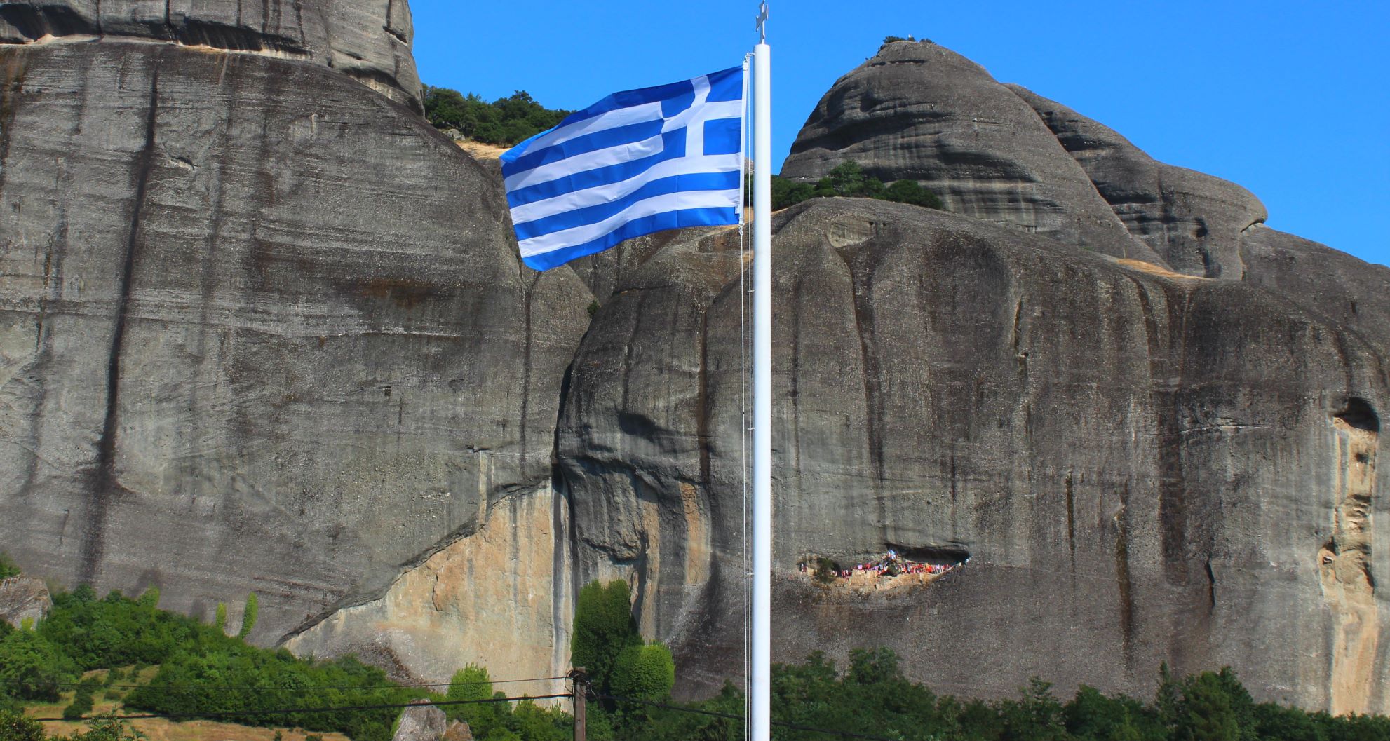 Madilas-saint-George-cave-flag
