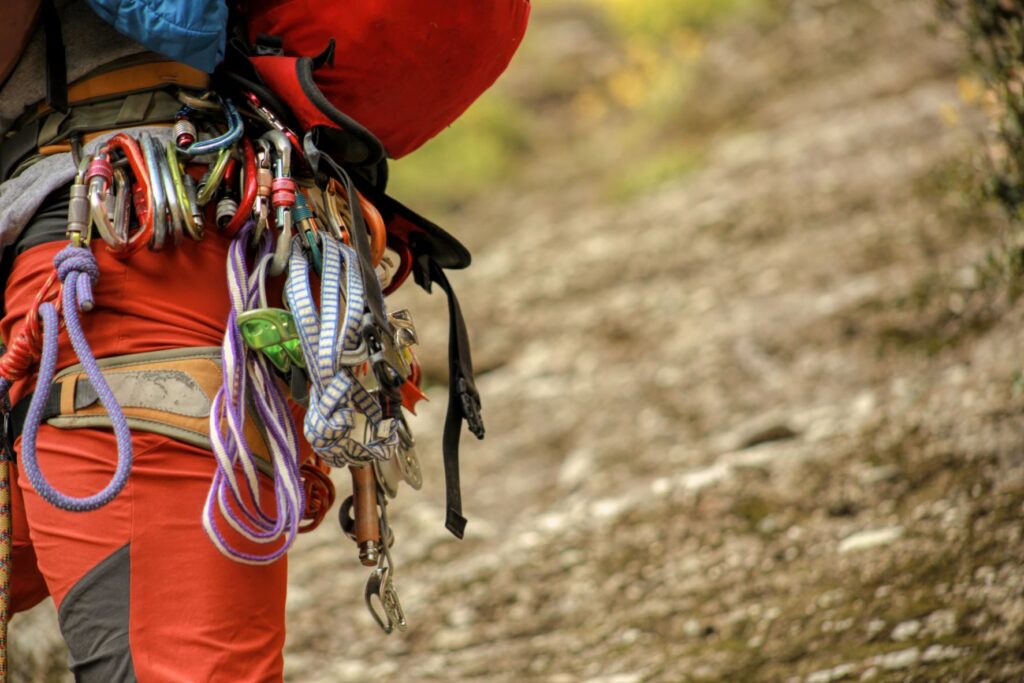 scrambling-hiking-Great-Saint
