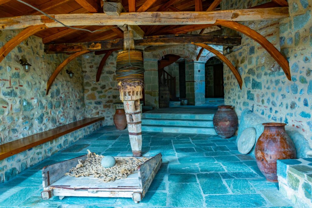 Holy-Trinity-monastery-inside-net