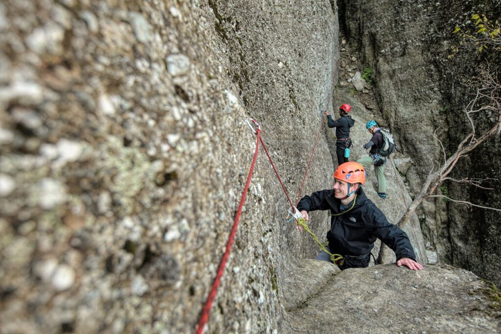 scrambling-hiking-Great-Saint