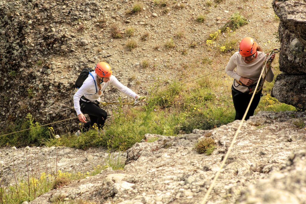 scrambling-hiking-Great-Saint