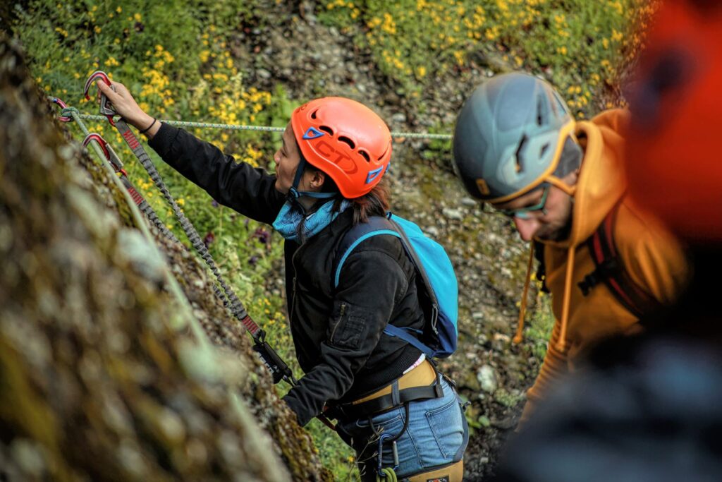 scrambling-hiking-Great-Saint