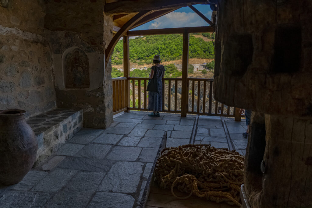 Holy-Trinity-monastery-inside-net