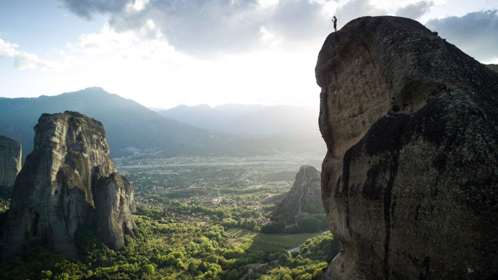 Youth Tour from Athens to Meteora by Train