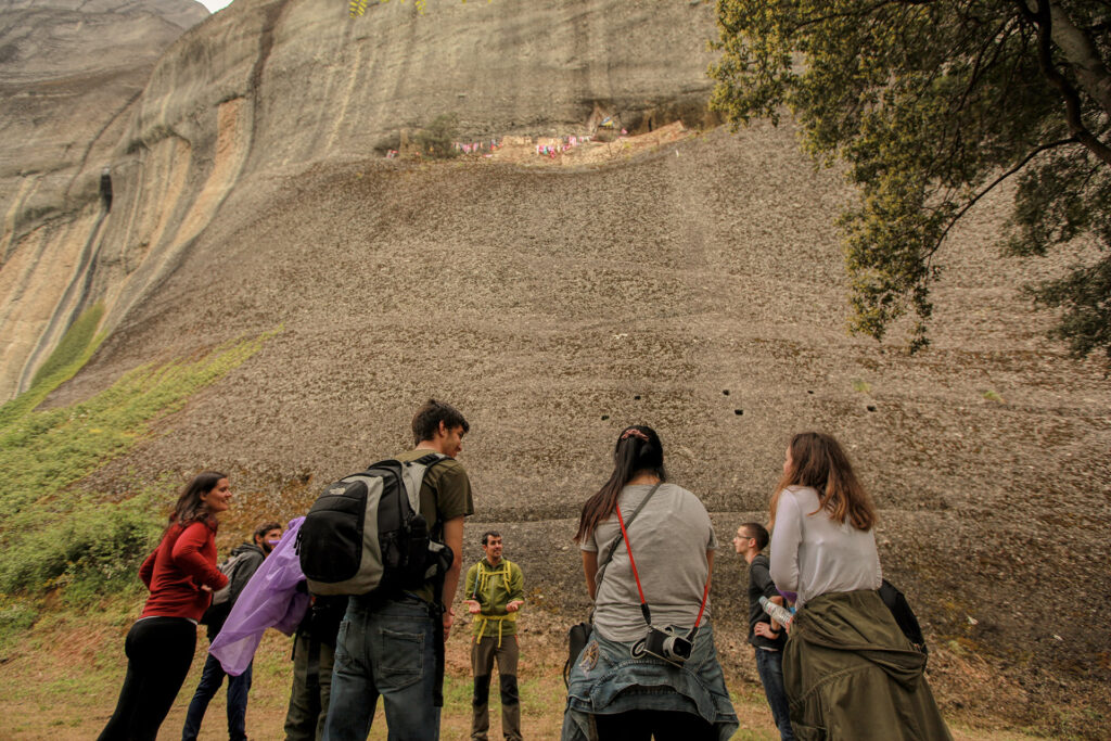 hermit-caves-hiking-tour