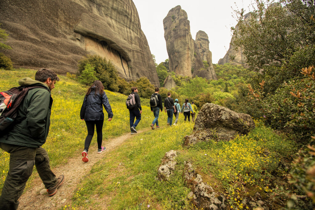 hermit-caves-hiking-tour