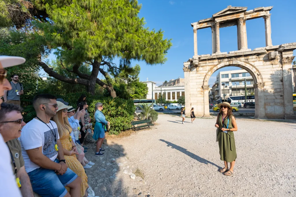 Early Morning Walking Tour: Acropolis & Acropolis Museum