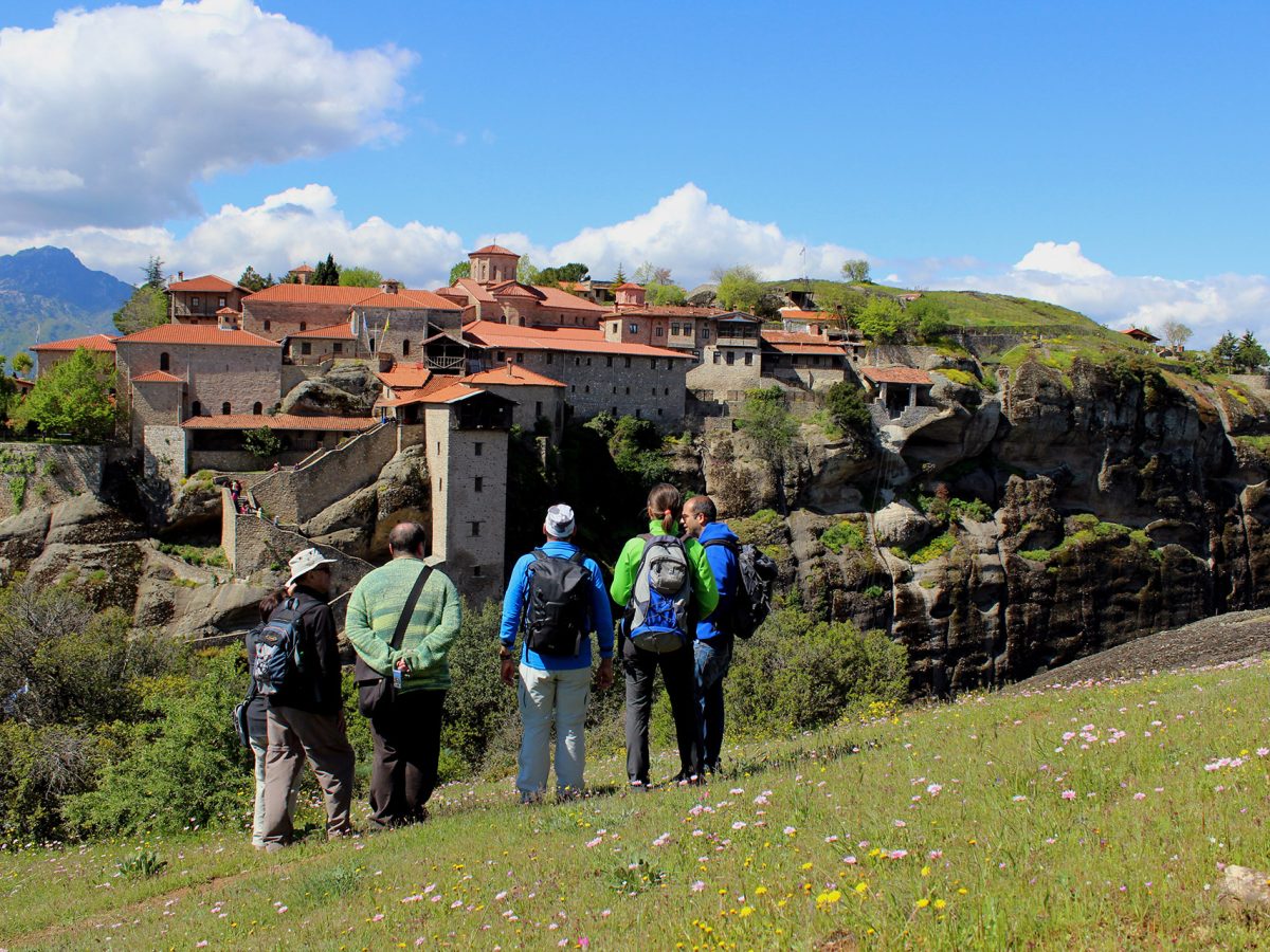 4 Days Rail Tour from Athens to Meteora and Delphi