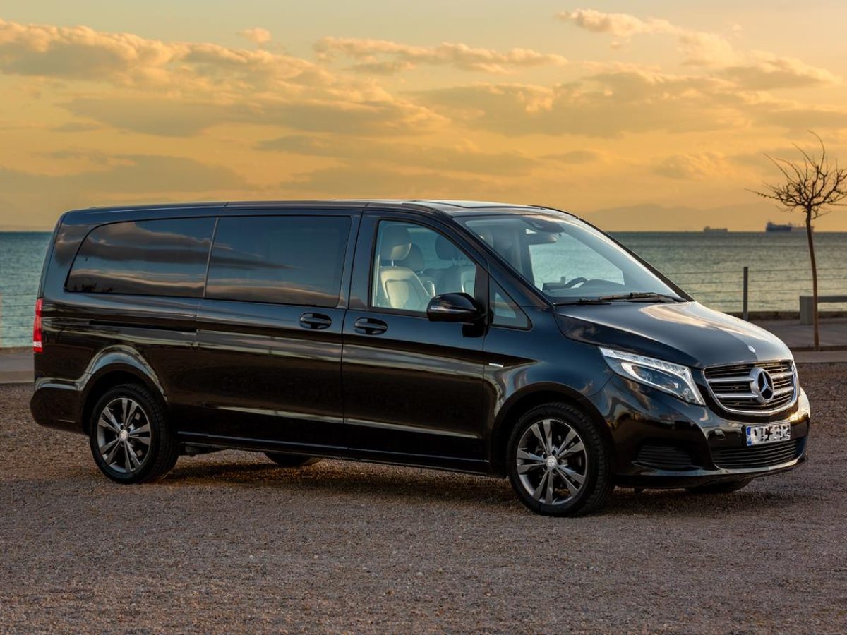 Private Transfer Between Kastoria and Meteora