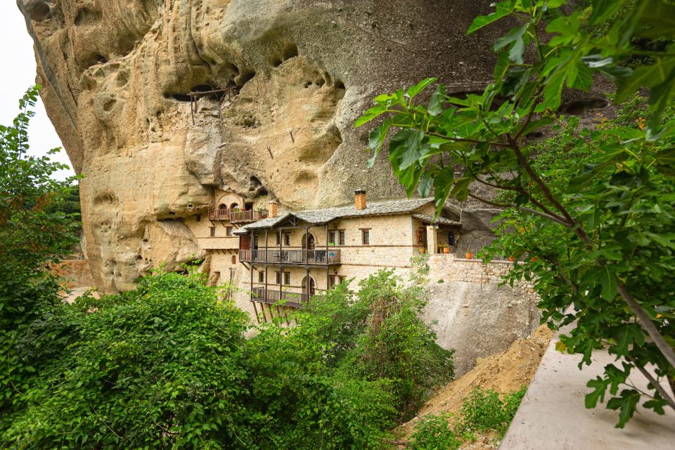 Badovas-hermit-caves