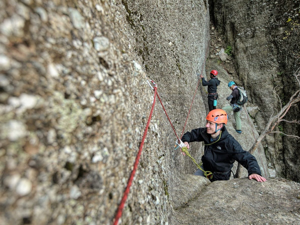 scrambling-hiking-Great-Saint