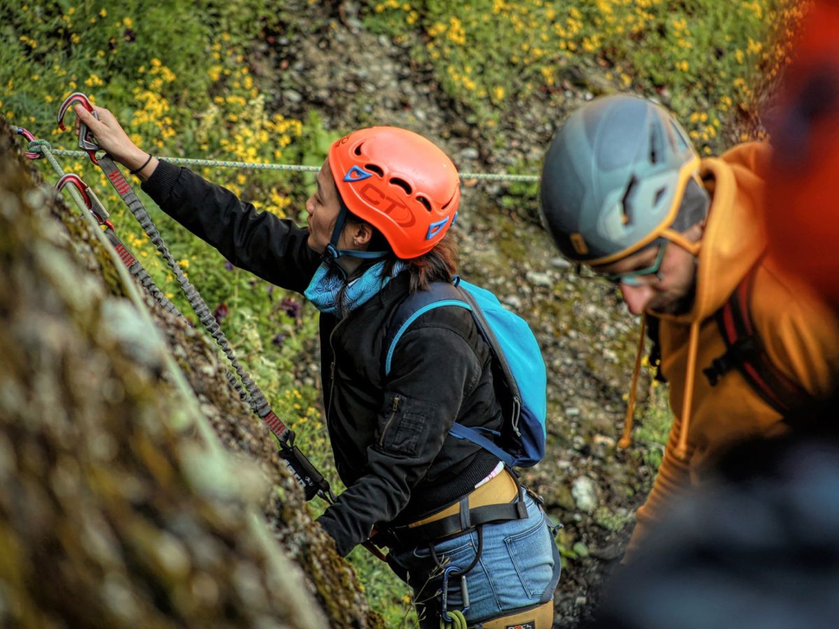 scrambling-hiking-Great-Saint
