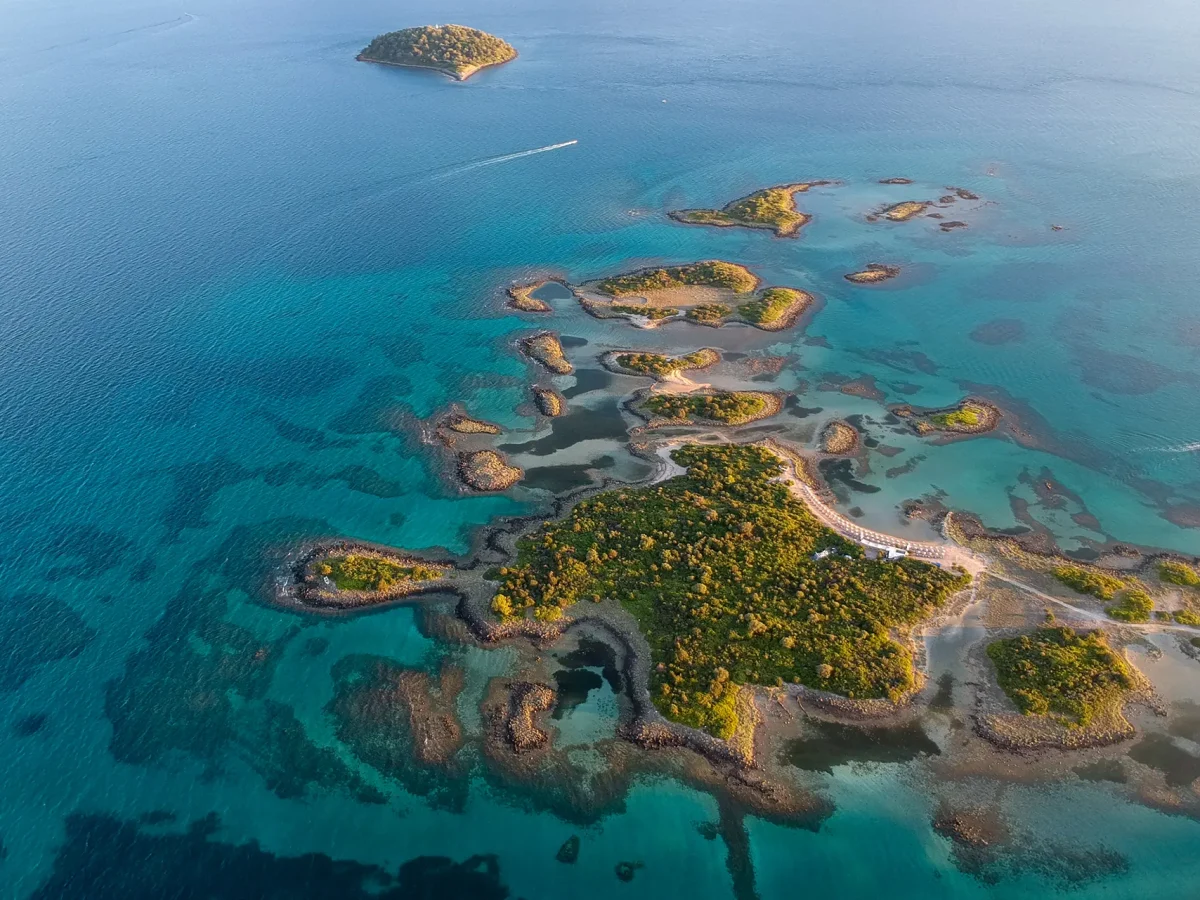 Cruise and Beach Day Trip from Athens