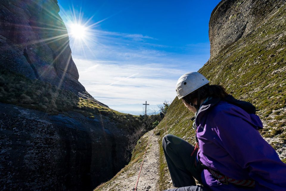 scrambling-hiking-Great-Saint