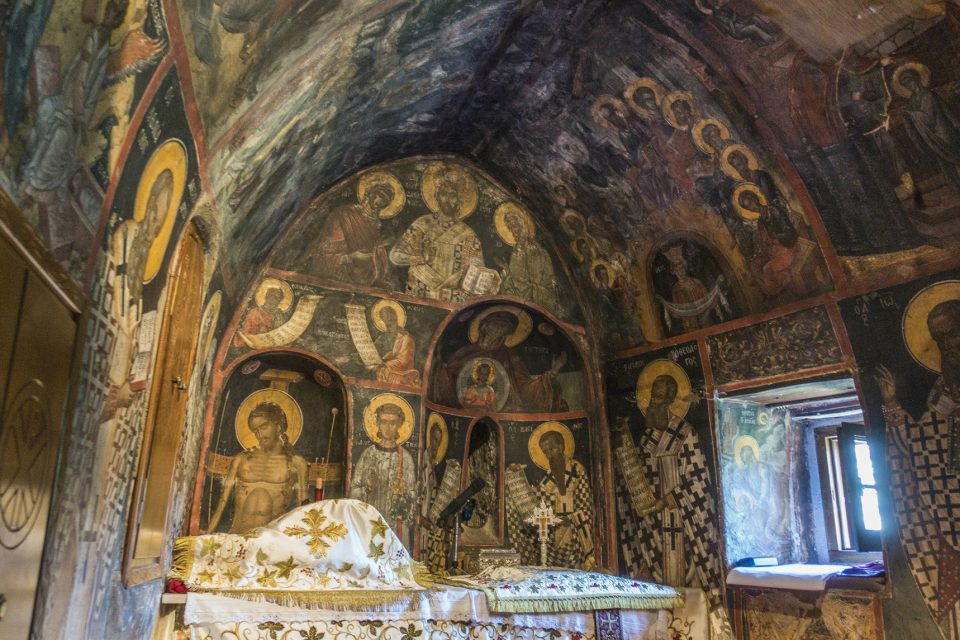 Saint-Nicholaos-monastery-art