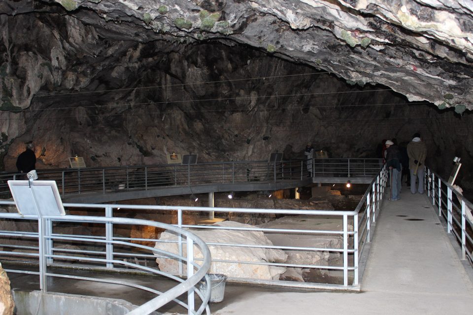 theopetra-cave